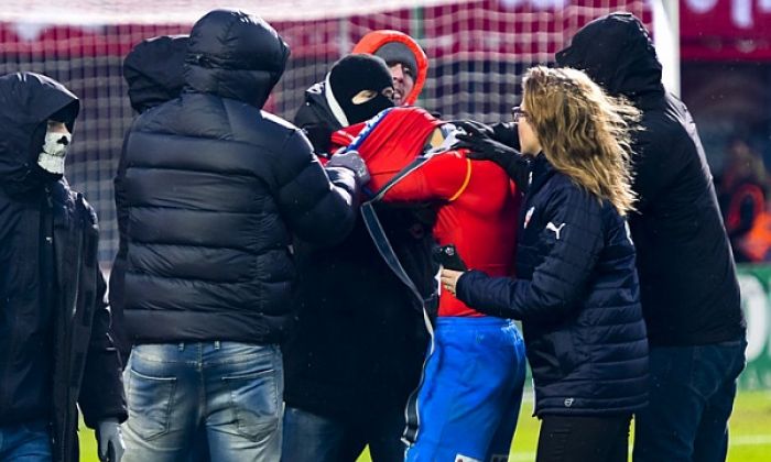 Фанаты «Хельсинборга» атаковали сына Хенрика Ларссона после вылета из чемпионата