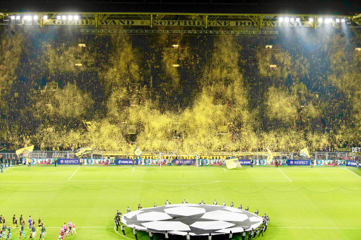 Wall dortmund yellow Borussia Dortmund