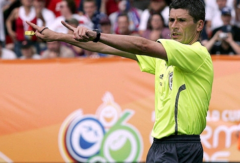 Markus Merk named best referee of 2001-2011