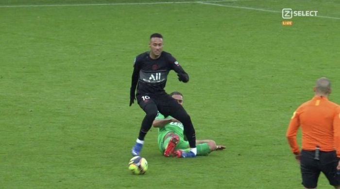 Neymar receives injury, removed from field with stretcher | NEWS.am ...