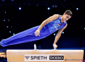 Hamlet Manukyan – world champion; Mamikon Khachatryan – bronze medalist
